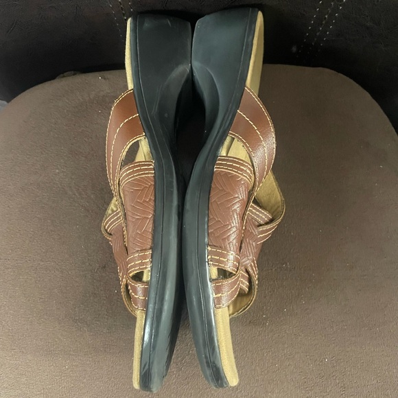 Clarks leather sandal - size 8 1/2 - Picture 4 of 5